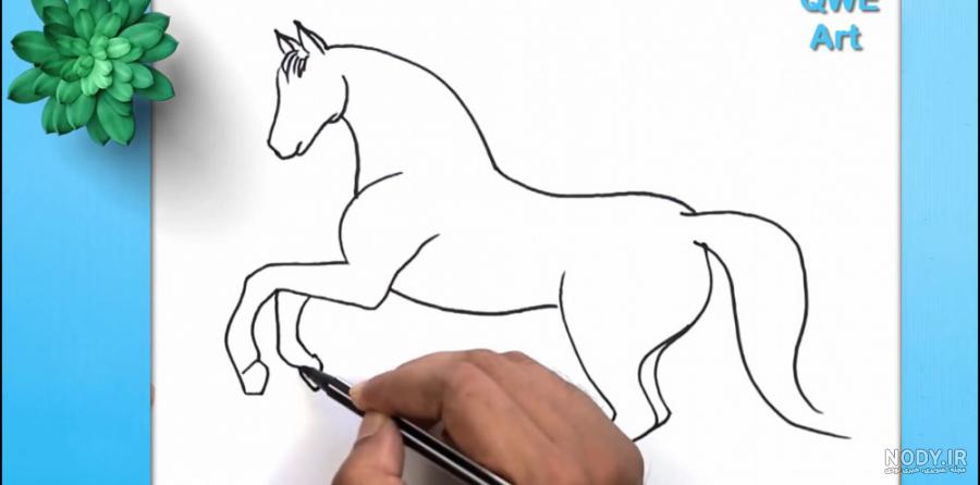 نقاشی اسب در جنگل نقاشی اسب در جنگل