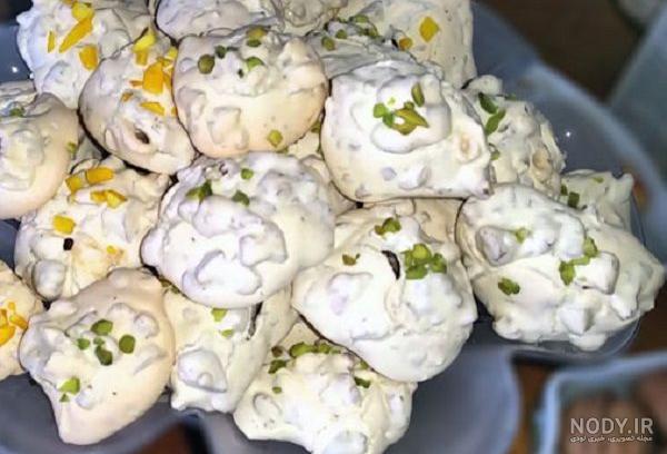 شیرینی پفکی گردویی با مایکروفر