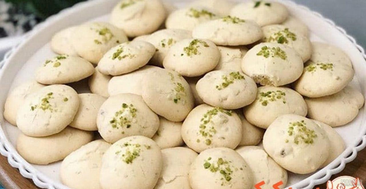 طرز تهیه شیرینی پفکی با زرده