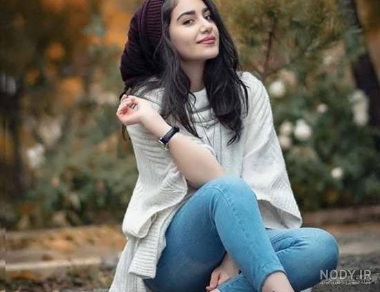 ژست عکس دخترانه اسپرت سلفی ژست عکس دخترانه اسپرت سلفی