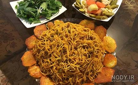 طرز تهیه ماکارونی ساده با سیب زمینی