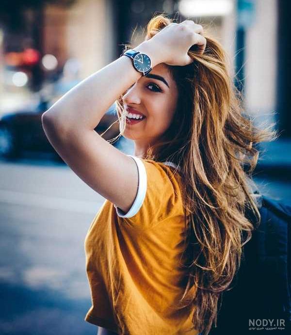 ژست عکاسی در باغ
