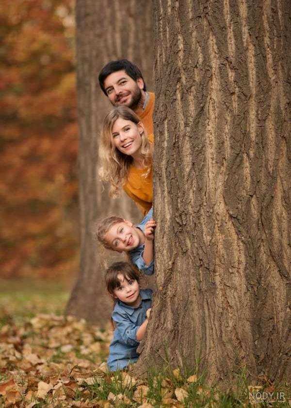 عکس مادر دختر در طبیعت عکس مادر دختر در طبیعت