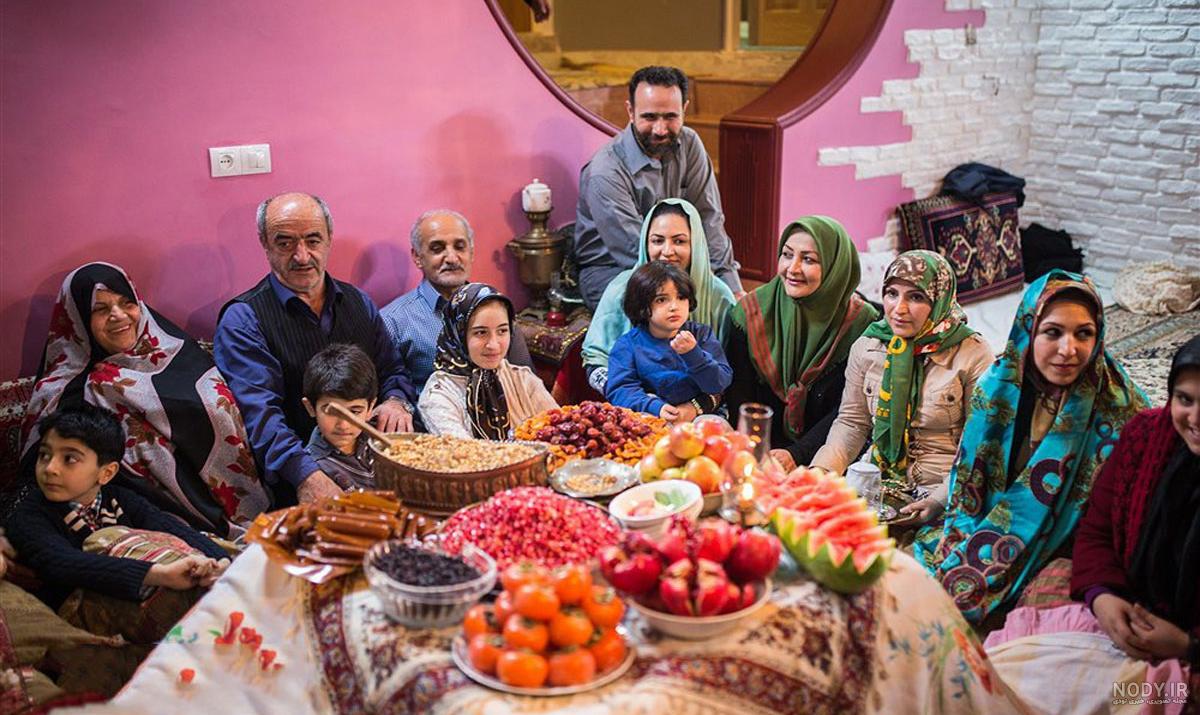 عکس آتلیه شب یلدا کودک عکس آتلیه شب یلدا کودک