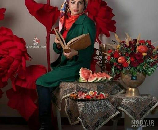 ژست عکاسی با انار ژست عکاسی با انار