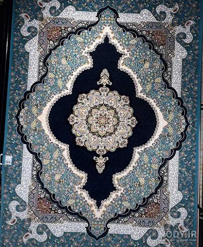 فرش کرم فیروزه ای