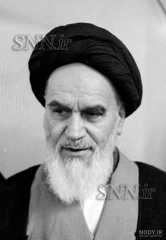 عکس سیاه سفید از امام خمینی