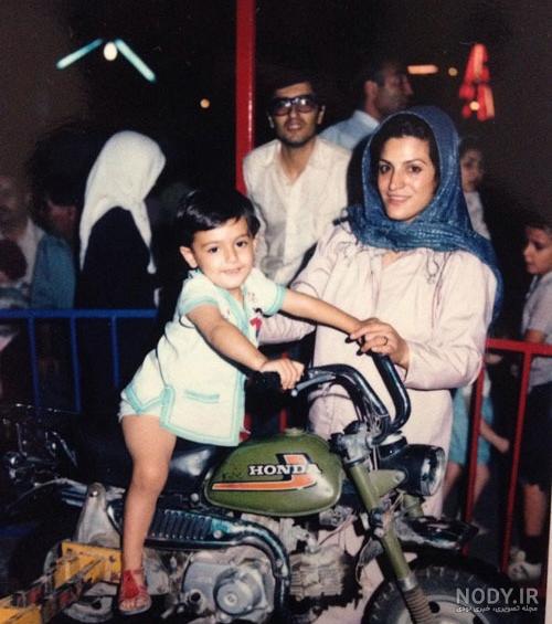 محمد رضا رهبری و همسرش و فرزندش