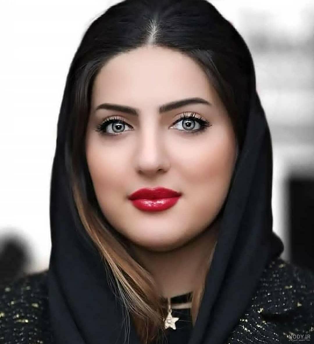 تصویر زمینه دخترانه صورتی
