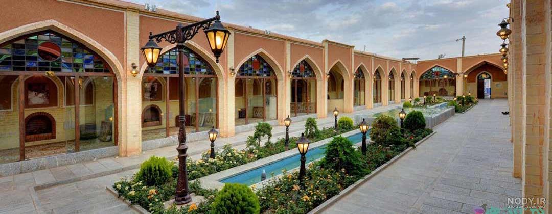 رستوران ملل مال فرشته