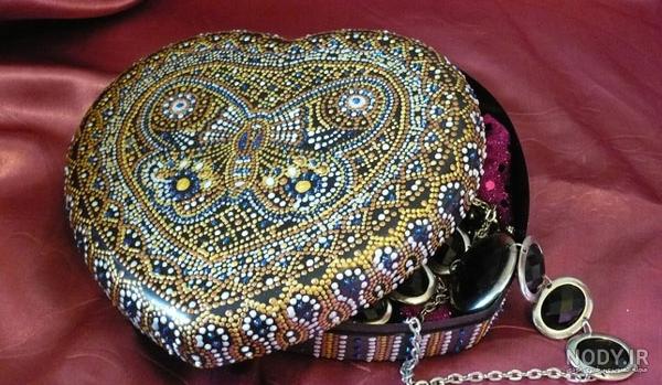 نقاشی نقطه کوبی روی کاغذ نقاشی نقطه کوبی روی کاغذ