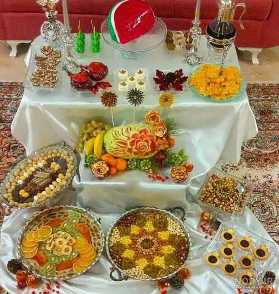 تزیین سفره شب یلدا ساده و شیک تزیین سفره شب یلدا ساده و شیک