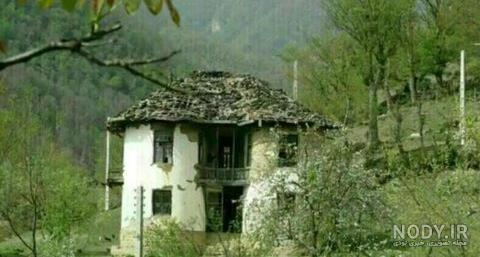 کلبه برفی در جنگل