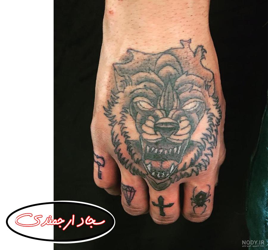 تاتو روی دست تاتو روی دست