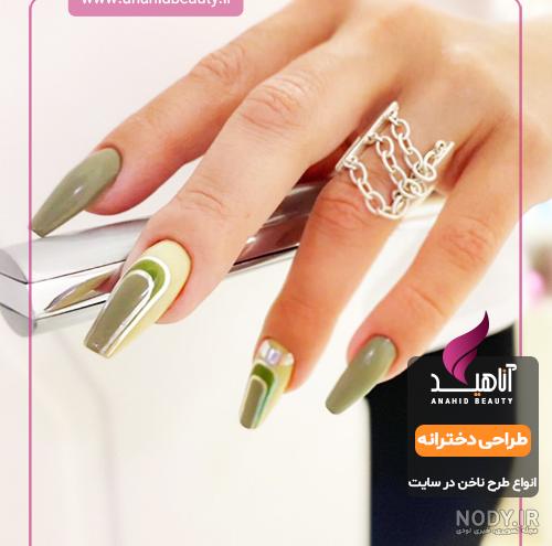 ناخن ذوزنقه بلند ناخن ذوزنقه بلند