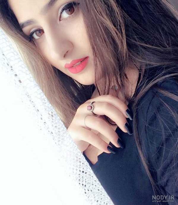 عکس دختر سلفی فیک عکس دختر سلفی فیک