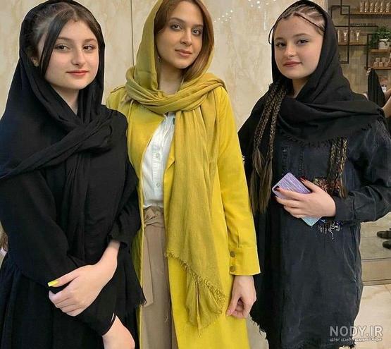 عکس سارا و نیکا در خارج از کشور در استخر