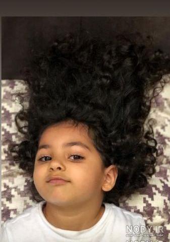 عکس پسر مو فرفری برای پروفایل