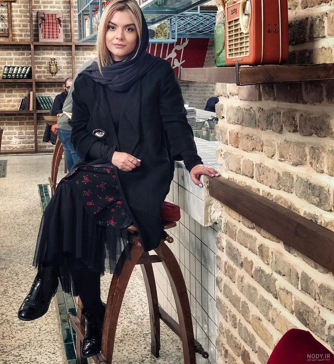 دنیا مدنی و مادرش