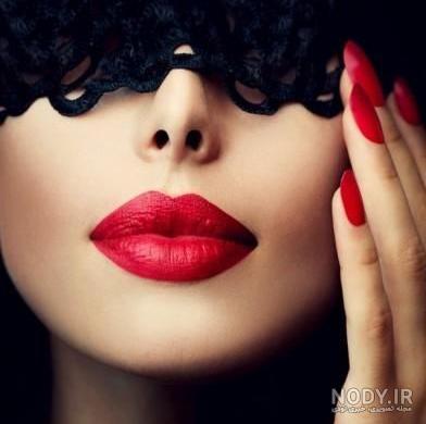 عکس قرمز جیغ