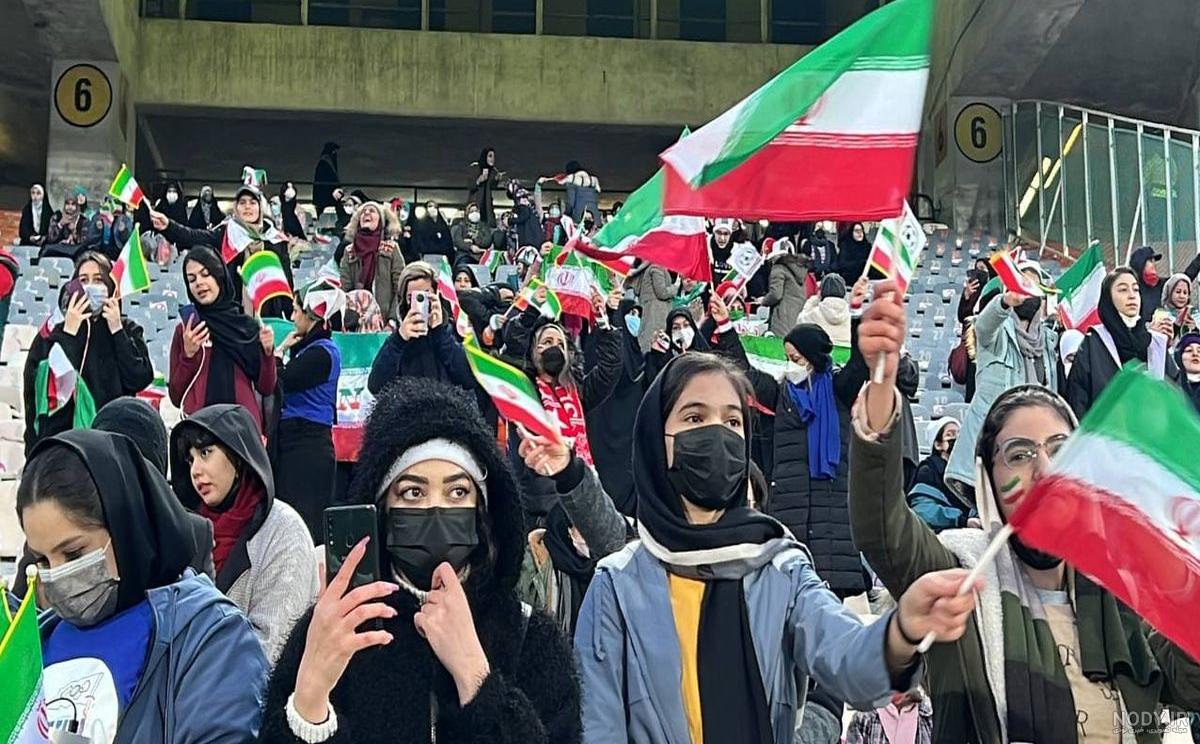 ورزشگاه آزادی استقلال