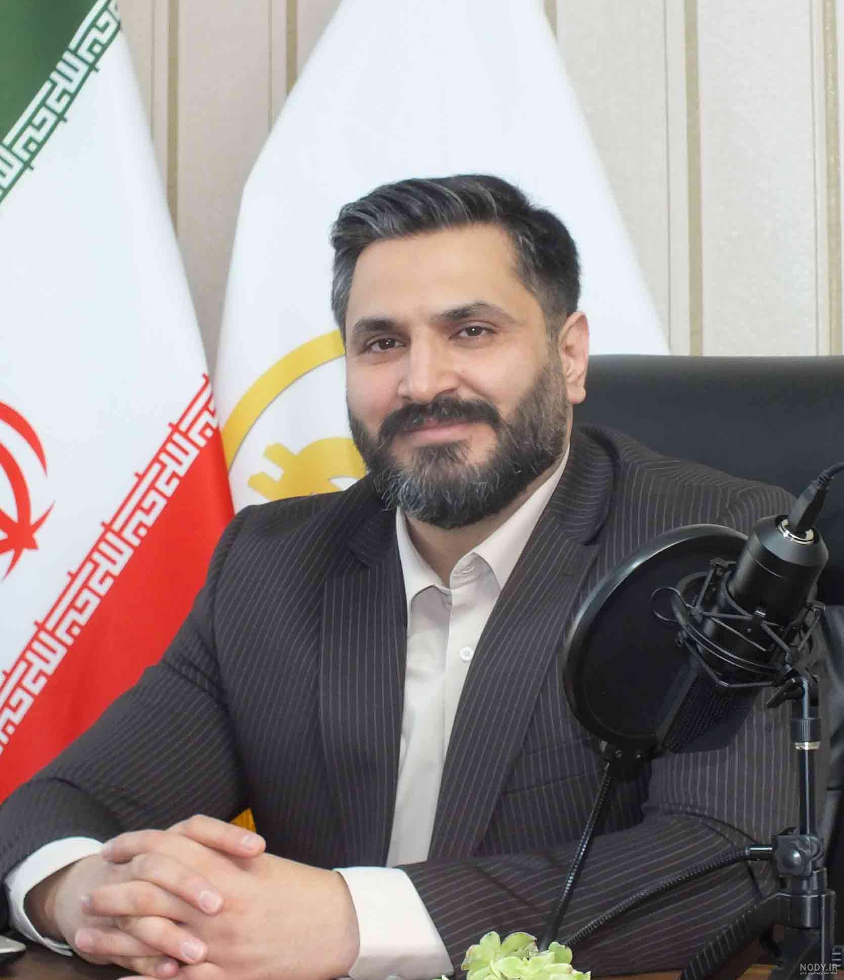 عکس خانم جمالی مسئول امور قراردادها