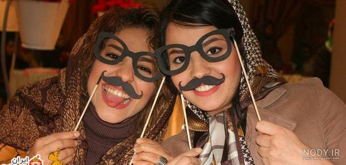 عکس دو دختر از پشت سر برای پروفایل