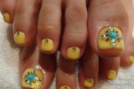 طراحی ناخن پا ساده و شیک طراحی ناخن پا ساده و شیک