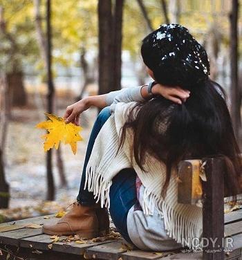عکس پروفایل دخترانه با لباس زرد