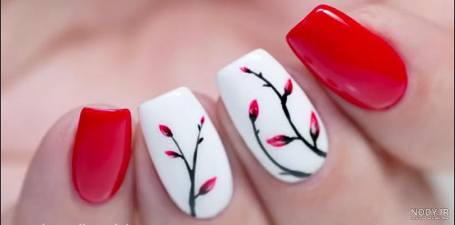 طرح ناخن لاک قرمز