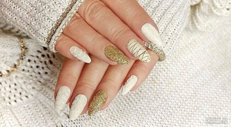 طراحی ناخن طلایی و سفید