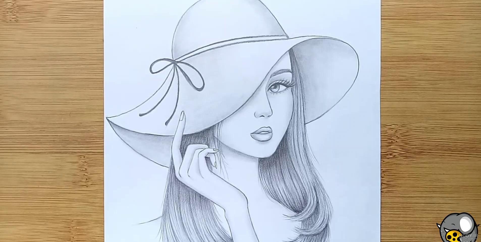 نقاشی سیاه سفید فانتزی ساده