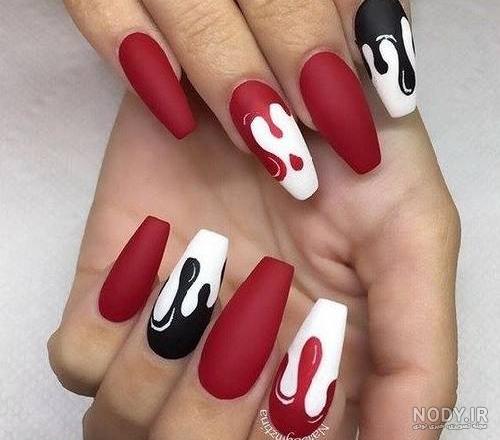 طراحی ناخن با لاک قرمز و مشکی ساده طراحی ناخن با لاک قرمز و مشکی ساده