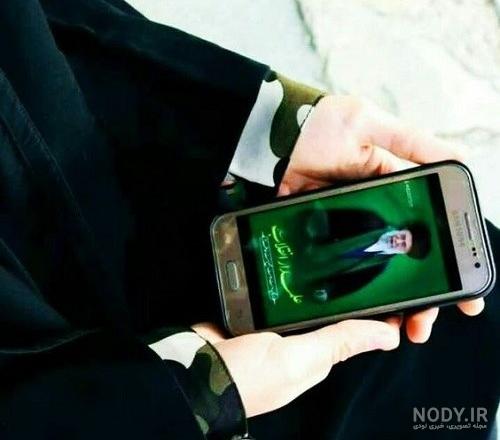 عکس دختر چادری با رهبر