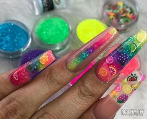 طراحی ناخن سفید اکلیلی
