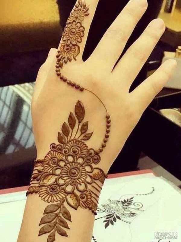 طرح تاتو ساده روی مچ دست