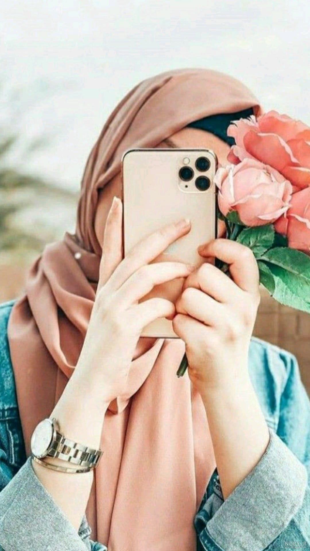 پروفایل عکس دختر چادری از پشت سر
