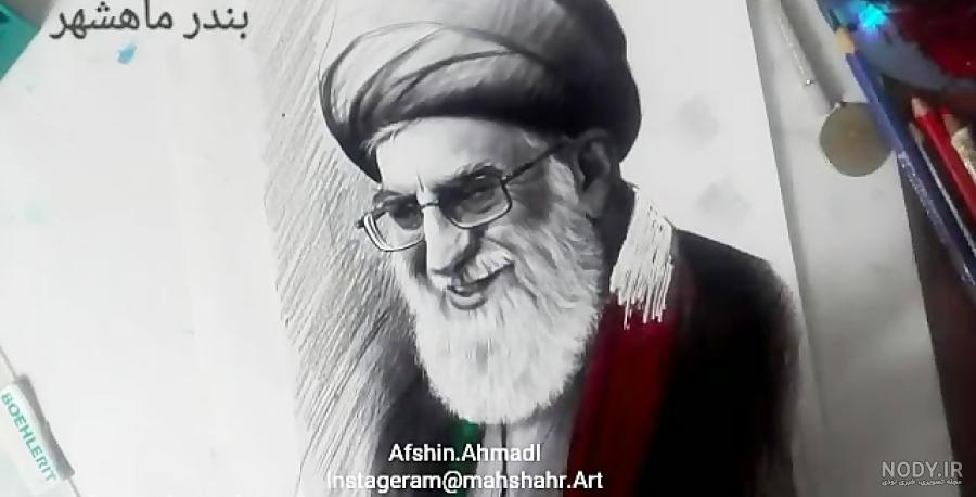 نقاشی چهره رهبری سیاه قلم