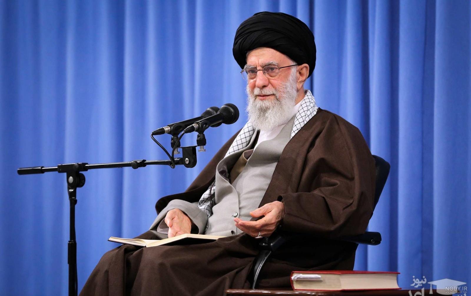 عکس رهبر انقلاب و امام خمینی