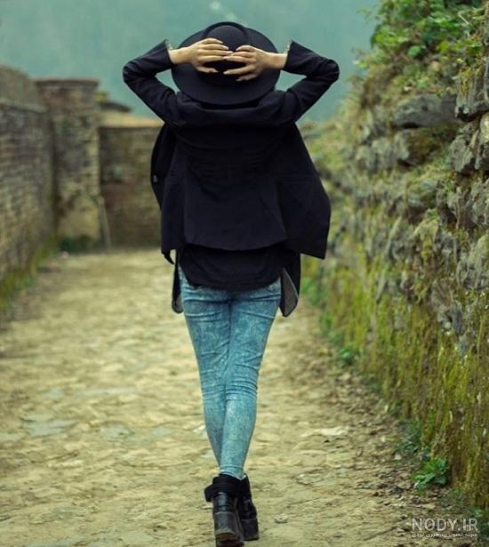 دخترونه woman_with_bunny_ears