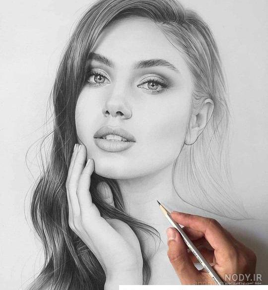 عکس نقاشی چهره دختر زیبا با مداد
