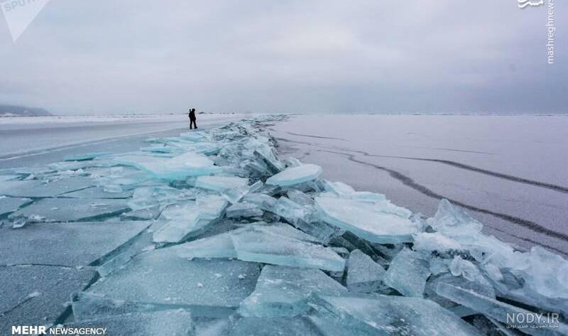 عکس زمین هاکی روی یخ