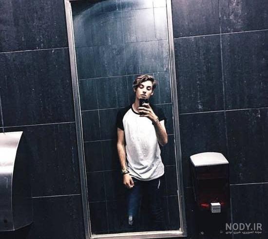 عکس جلو آینه دخترانه