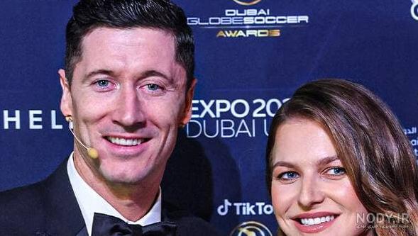 امباپه و همسرش در تخت خواب