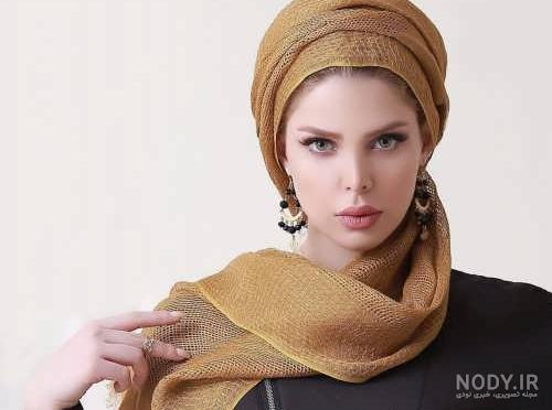 عکس شال مشکی طلایی