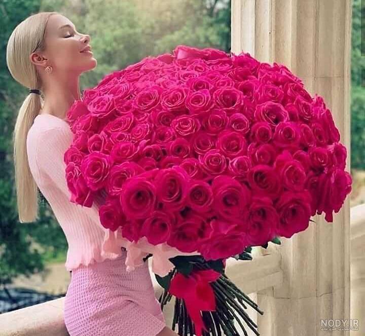 آستوری واتساپ