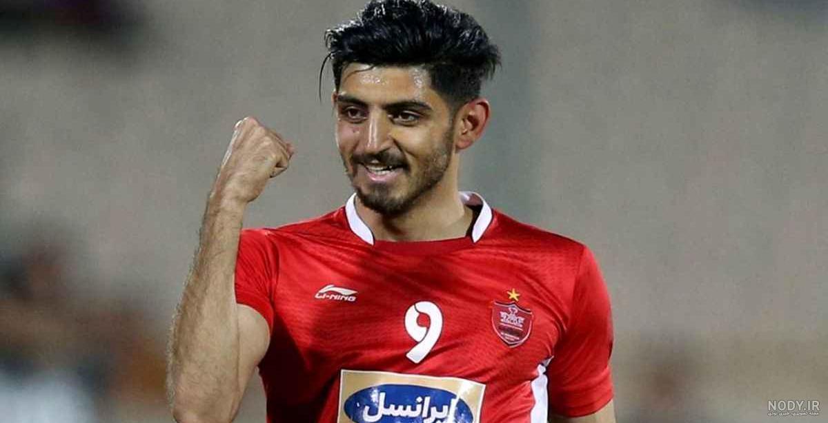 ترابي وهمسرش