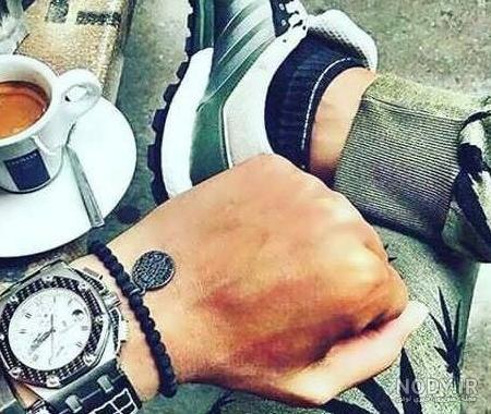 عکس پروفایل پسر ماشین باز