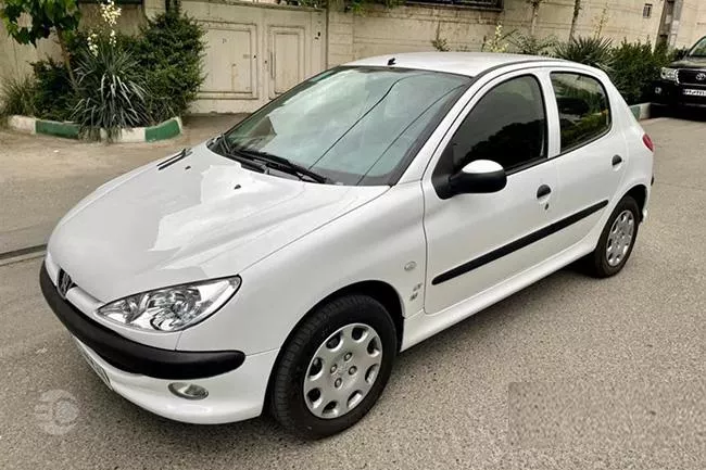 پژو 206 تیپ 3 یا کوییک اتومات، کدام را بخریم؟ پژو 206 تیپ 3 یا کوییک اتومات، کدام را بخریم؟