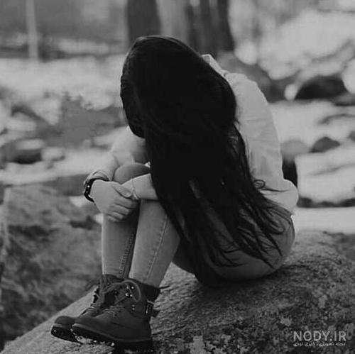 عکس پس زمینه کاملا سفید